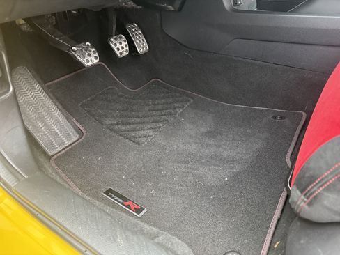 Used 2021 Honda Civic Type R Limited image 35