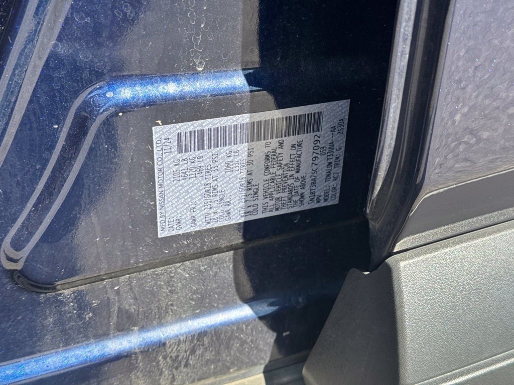 Used 2025 Nissan Rogue SV FWD image 43