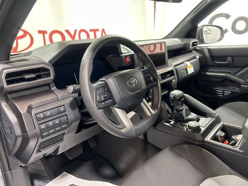 Used 2025 Toyota 4Runner TRD Off-Road image 21