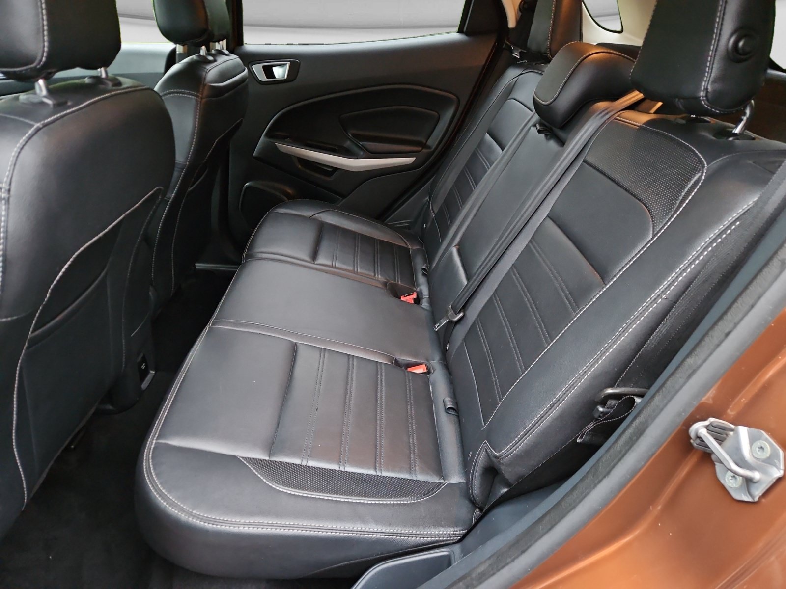 Used 2019 Ford EcoSport Titanium AWD/4WD image 14