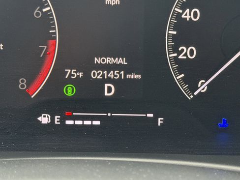 Used 2023 Honda Civic Sport image 18