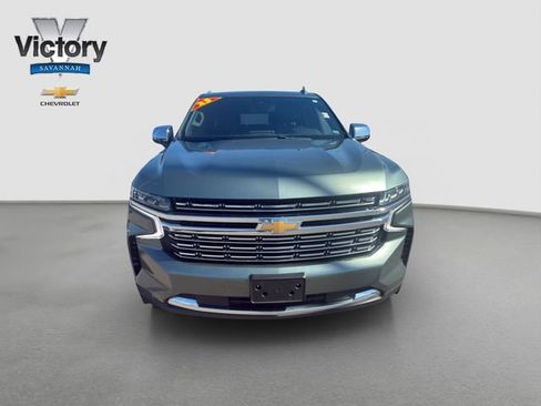 Used 2023 Chevrolet Suburban Premier AWD/4WD image 2