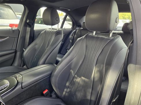 Used 2022 Mercedes-Benz E 350 Sedan image 19