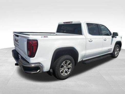 Used 2023 GMC Sierra 1500 SLE w/ X31 Off-Road Package AWD/4WD image 6