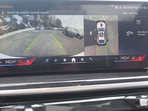 New 2026 BMW X6 xDrive40i w/ Executive Package image 17