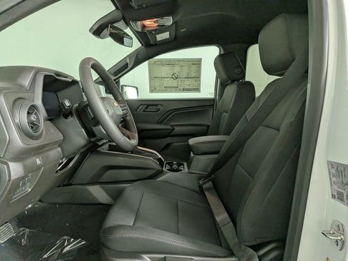 New 2026 Chevrolet Colorado W/T w/ WT Custom Package AWD/4WD image 13