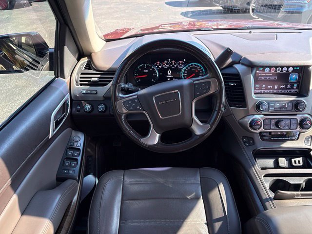 Used 2018 GMC Yukon Denali w/ Denali Ultimate Package AWD/4WD image 26