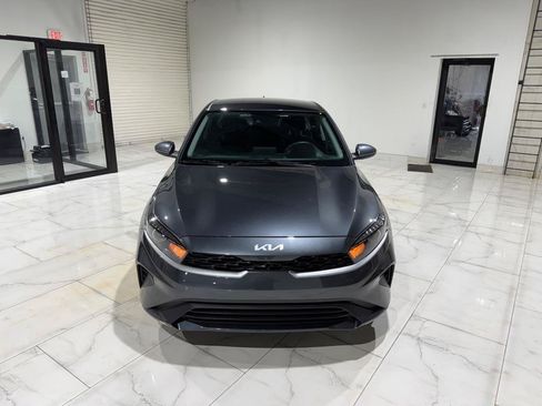 Used 2024 Kia Forte LXS FWD image 2