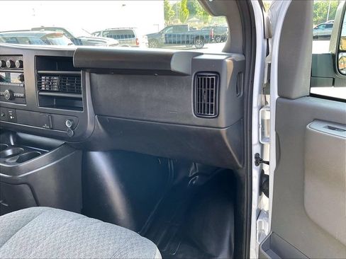 Used 2025 GMC Savana 2500 w/ Driver Convenience Package RWD image 13