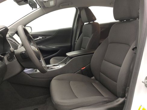 Used 2024 Chevrolet Malibu LT image 17