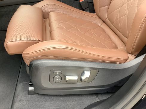 Certified 2024 BMW X5 xDrive40i w/ M Sport Package image 15