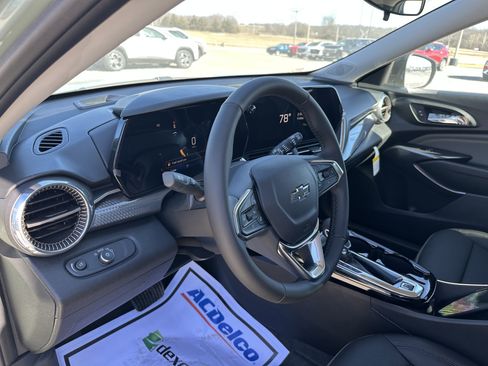 New 2026 Chevrolet Trax ACTIV w/ Driver Confidence Package image 13