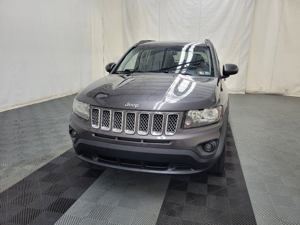 Used 2015 Jeep Compass Latitude AWD/4WD image 15
