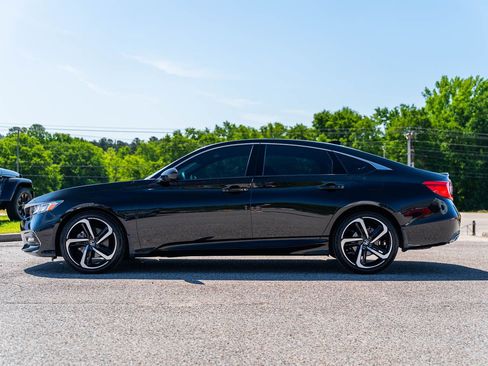Used 2020 Honda Accord Sport image 4