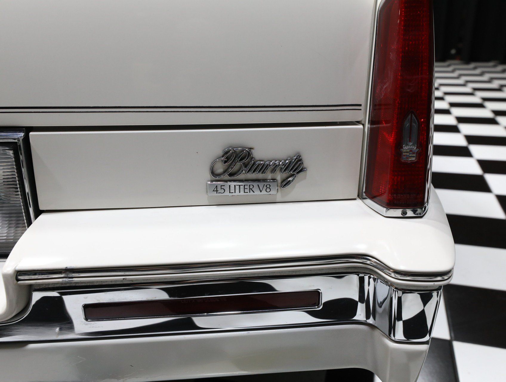 Used 1988 Cadillac Eldorado Coupe FWD image 25