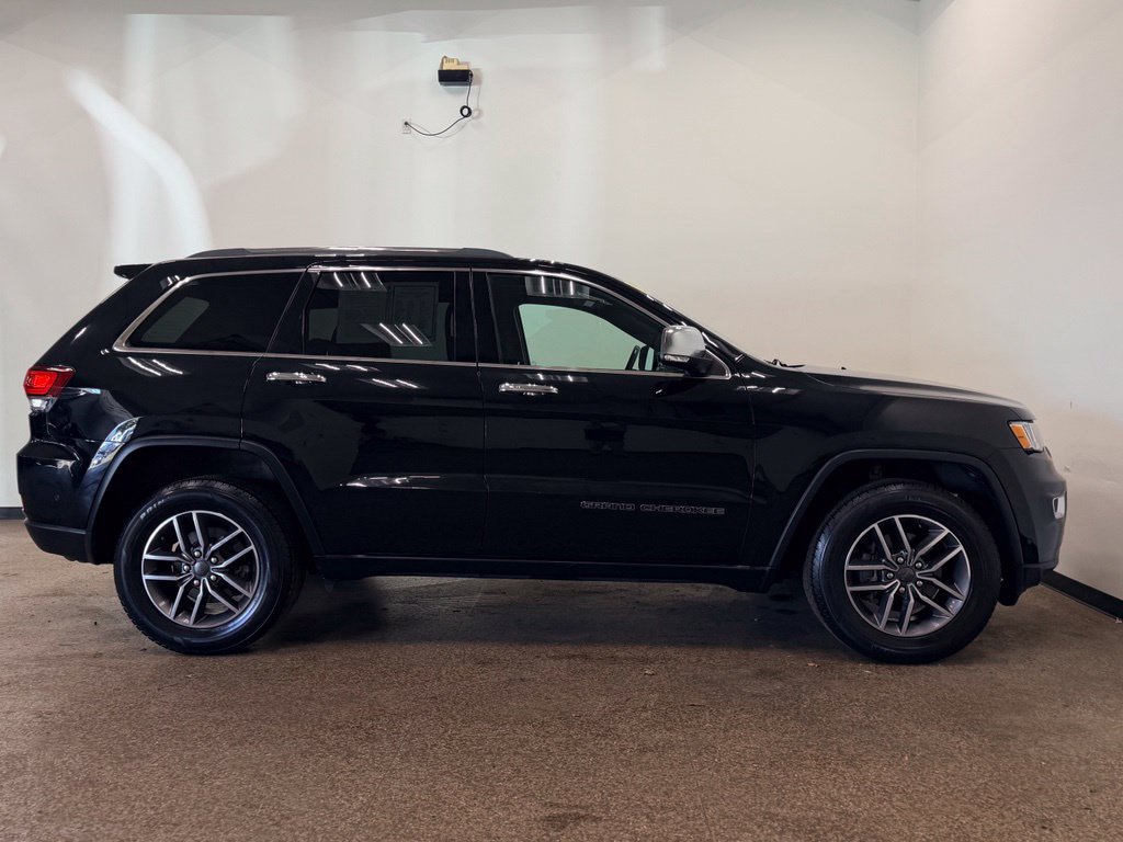 Used 2020 Jeep Grand Cherokee Limited AWD/4WD image 8