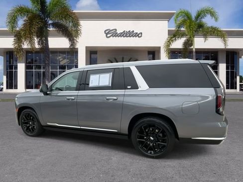 Certified 2021 Cadillac Escalade ESV Premium Luxury Platinum w/ Heavy-Duty Trailer Package image 10