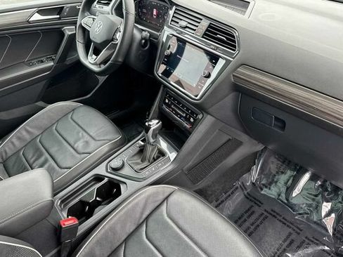 Used 2024 Volkswagen Tiguan SEL R-Line AWD/4WD image 14