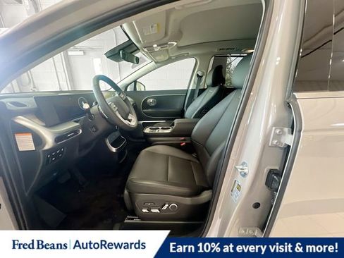 New 2026 Hyundai Ioniq 9 Limited image 14