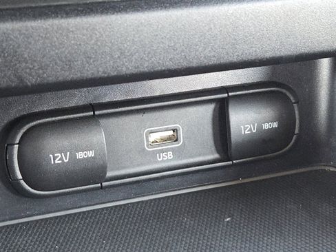 Used 2022 Kia Forte LXS image 8