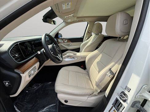 Used 2022 Mercedes-Benz GLE 450 4MATIC image 2