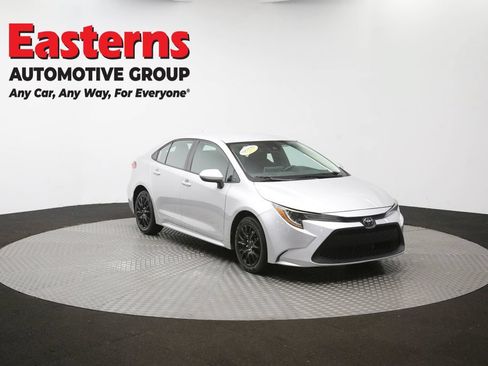 Used 2021 Toyota Corolla LE FWD image 48