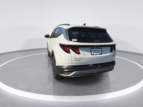 Certified 2025 Hyundai Tucson SEL image 7