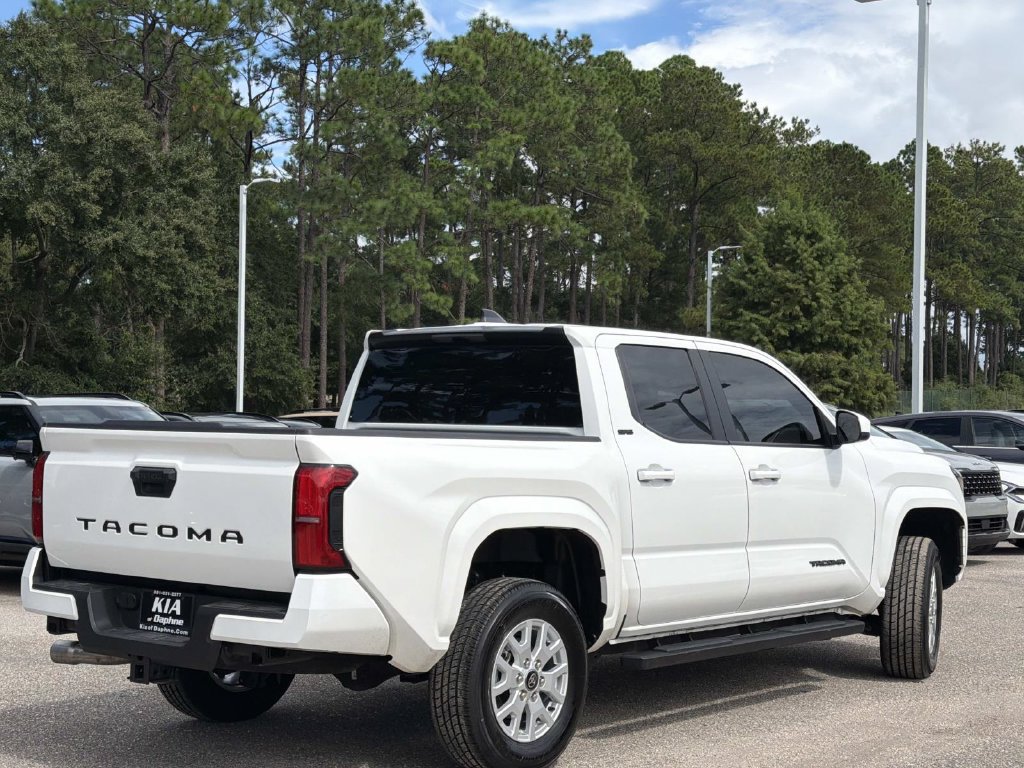Used 2025 Toyota Tacoma SR5 RWD image 4