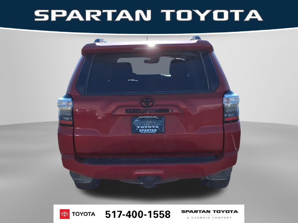 Used 2021 Toyota 4Runner SR5 Premium w/ Moonroof Package AWD/4WD image 8