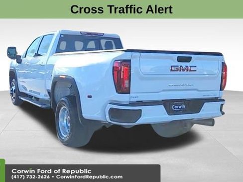 Used 2023 GMC Sierra 3500 Denali AWD/4WD image 7