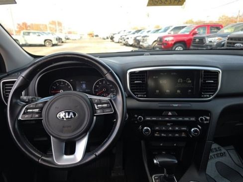 Used 2021 Kia Sportage EX image 12