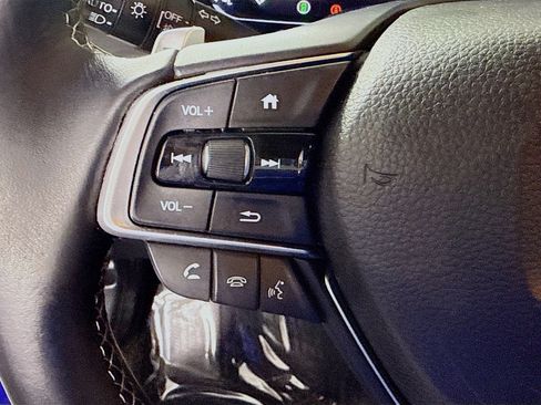 Used 2019 Honda Insight Touring image 14