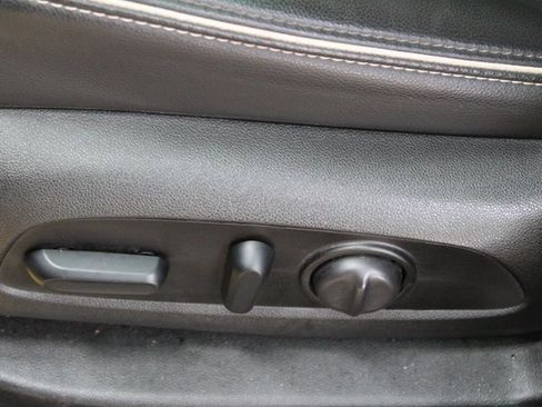 Used 2021 GMC Acadia Denali w/ GMC Pro Grade Package image 13