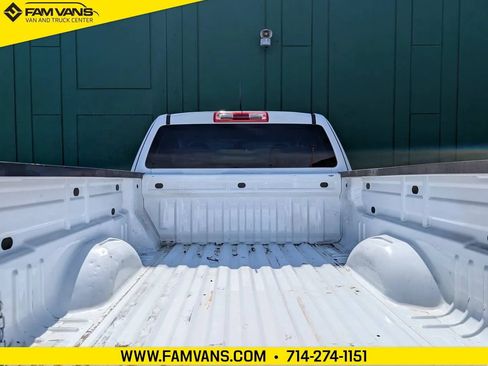 Used 2015 Chevrolet Colorado W/T RWD image 4