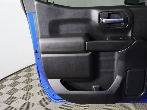 Used 2022 Chevrolet Silverado 1500 Custom image 19