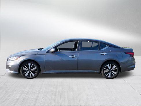 Used 2021 Nissan Altima 2.5 SV FWD image 4