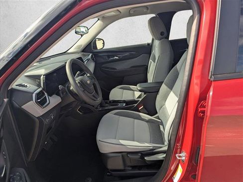 New 2026 Chevrolet TrailBlazer LS w/ LS Convenience Package FWD image 4