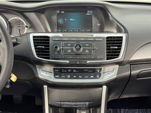 Used 2015 Honda Accord LX image 21