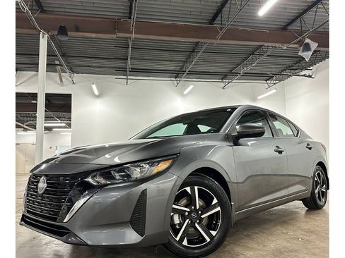 Used 2025 Nissan Sentra SV w/ All-Weather Package image 6