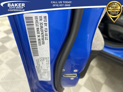 Used 2024 Jeep Compass Latitude image 33