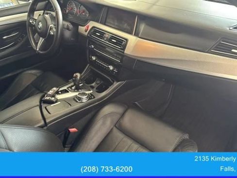 Used 2016 BMW M5 RWD image 24