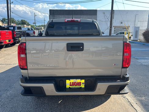 Used 2022 Chevrolet Colorado Z71 AWD/4WD image 6