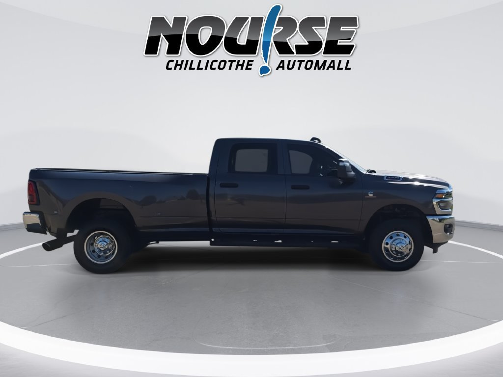 Used 2026 RAM 3500 Tradesman AWD/4WD image 9