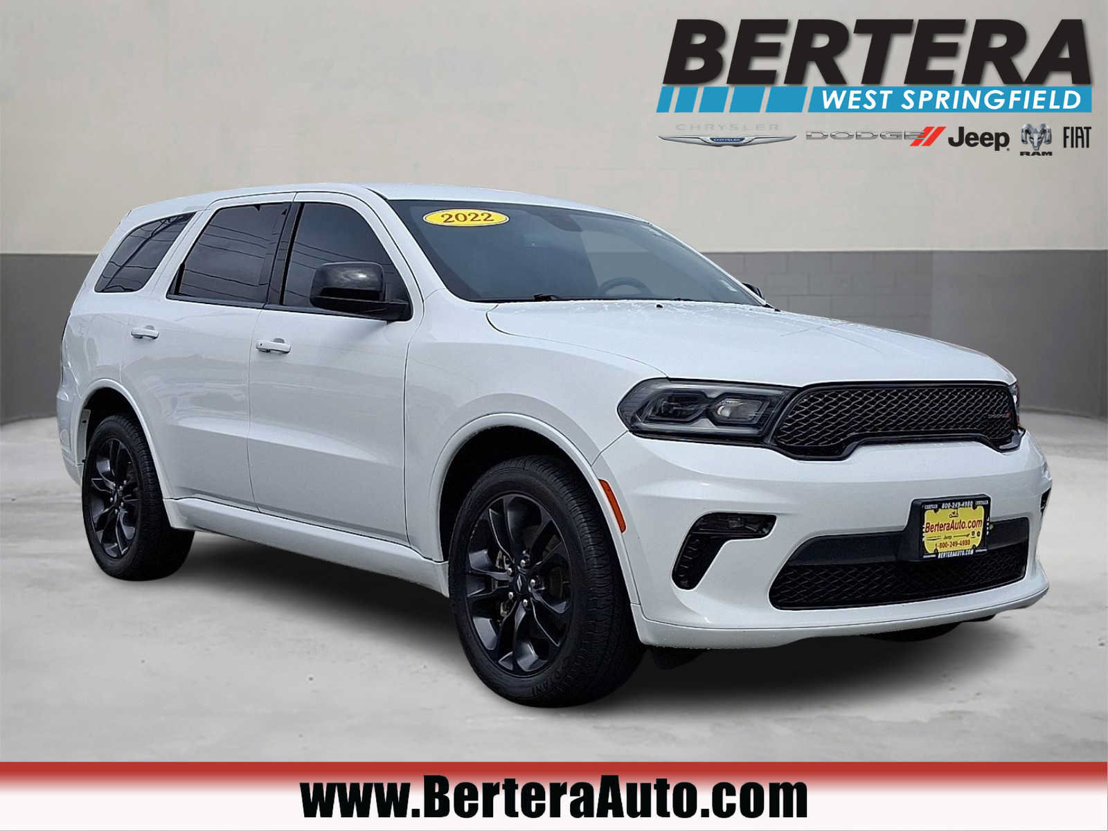 Used 2022 Dodge Durango SXT w/ Blacktop Package AWD/4WD image 1