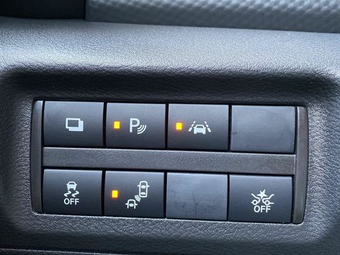 Certified 2025 Nissan Kicks Play S FWD image 29