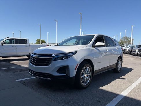 Used 2022 Chevrolet Equinox LT FWD image 1