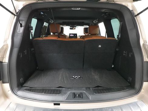 Used 2023 INFINITI QX80 Sensory w/ All-Season Package AWD/4WD image 30