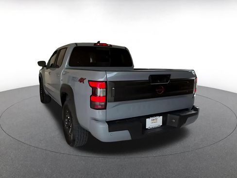 Used 2026 Nissan Frontier PRO-4X AWD/4WD image 11