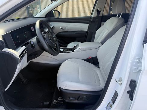 Used 2025 Hyundai Tucson SEL image 13