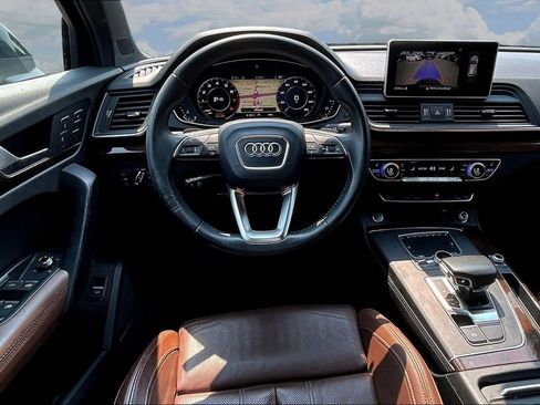 Used 2019 Audi Q5 2.0T Premium Plus w/ Premium Plus Package AWD/4WD image 8
